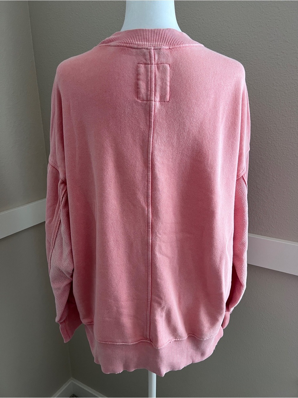Aerie Oversized Vacay Crew Sweatshirt Mineral Wash Pink - Size XXS - Picture 3 of 8